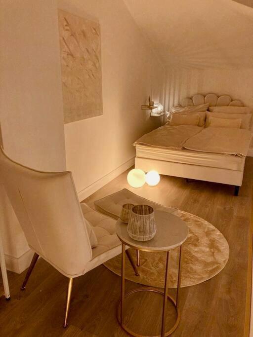 Amalfi Home - Stylish Apartment With Terrace Schönefeld Exterior foto