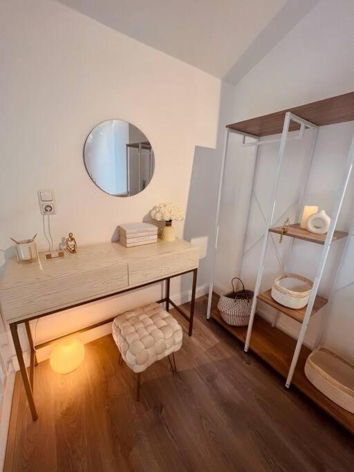 Amalfi Home - Stylish Apartment With Terrace Schönefeld Exterior foto