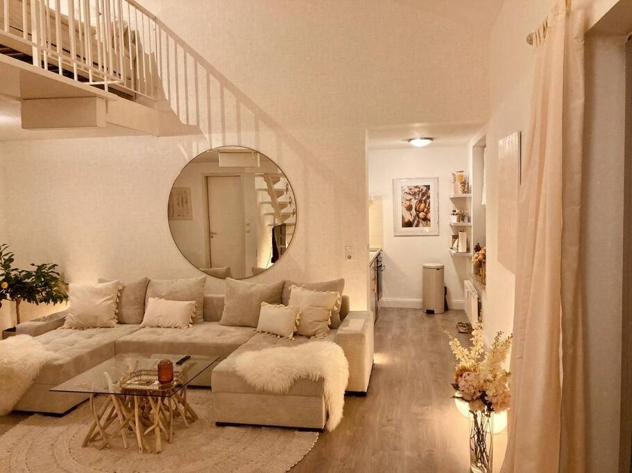 Amalfi Home - Stylish Apartment With Terrace Schönefeld Exterior foto