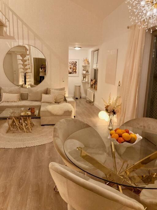 Amalfi Home - Stylish Apartment With Terrace Schönefeld Exterior foto