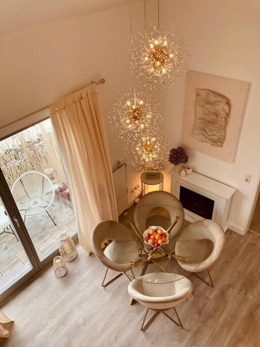 Amalfi Home - Stylish Apartment With Terrace Schönefeld Exterior foto